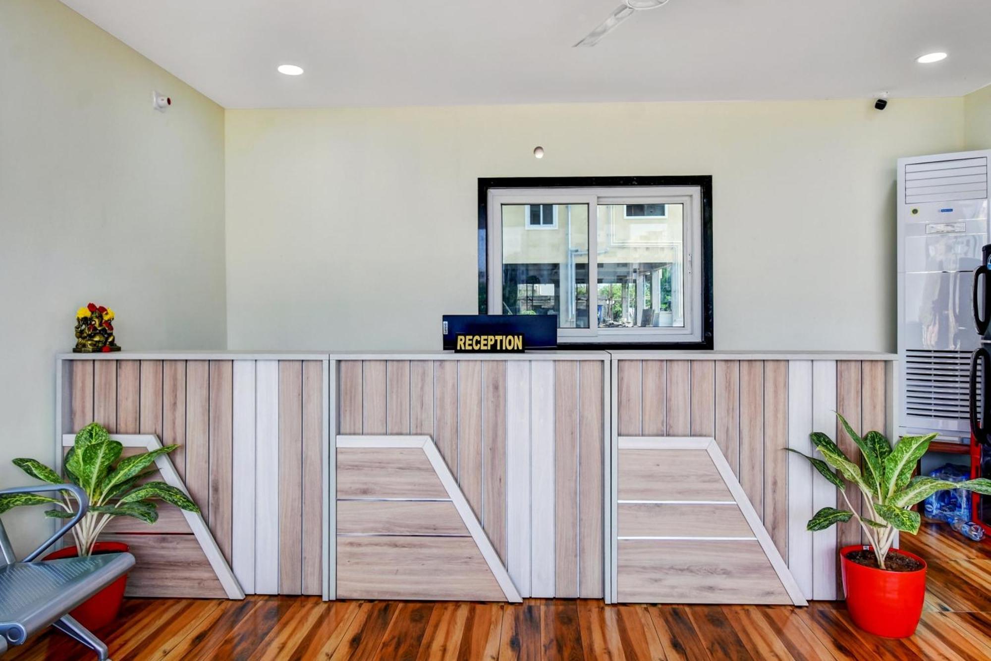 Oyo Home Msr Guest Inn Homestay Nellore Kültér fotó