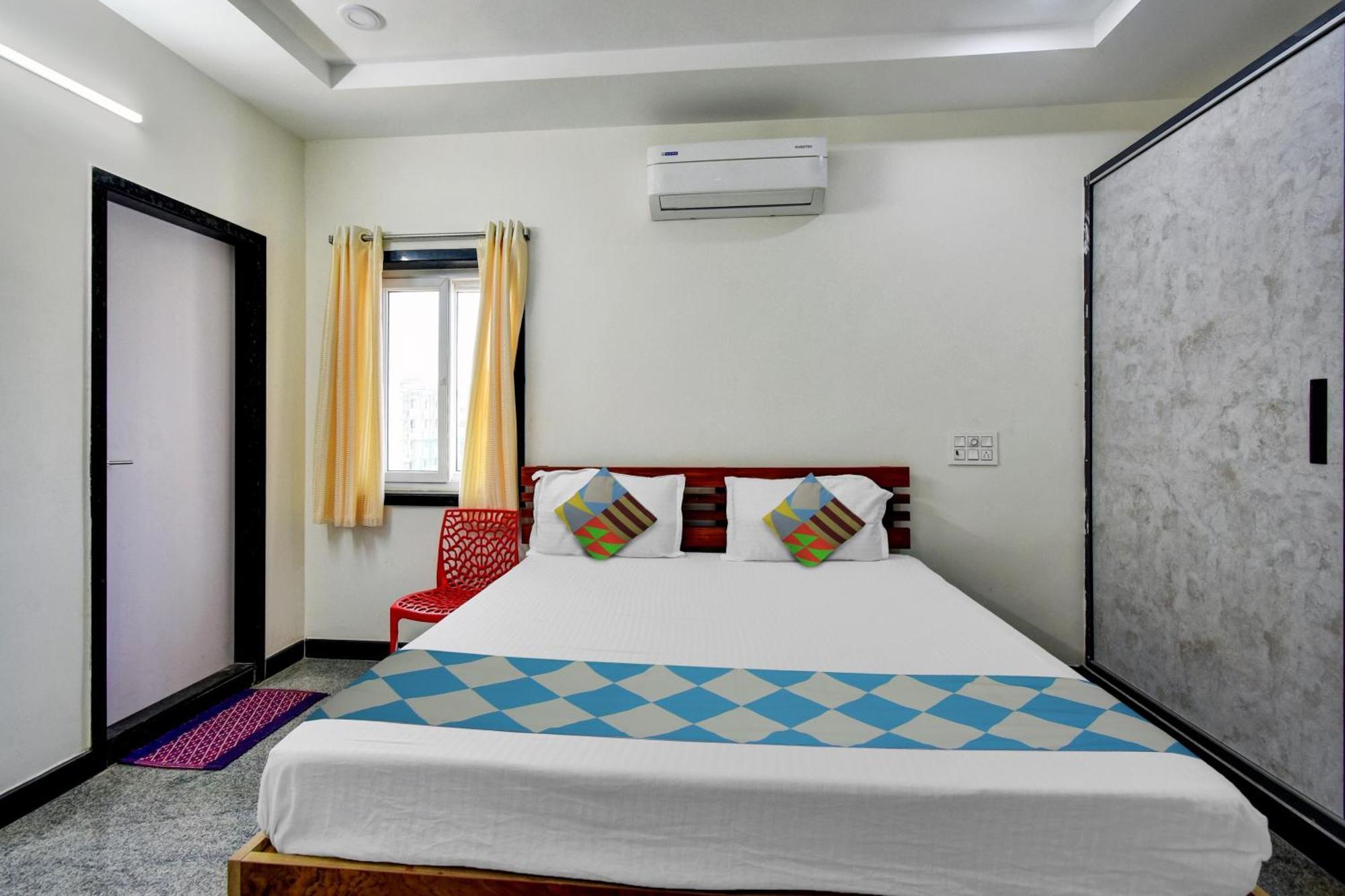 Oyo Home Msr Guest Inn Homestay Nellore Kültér fotó
