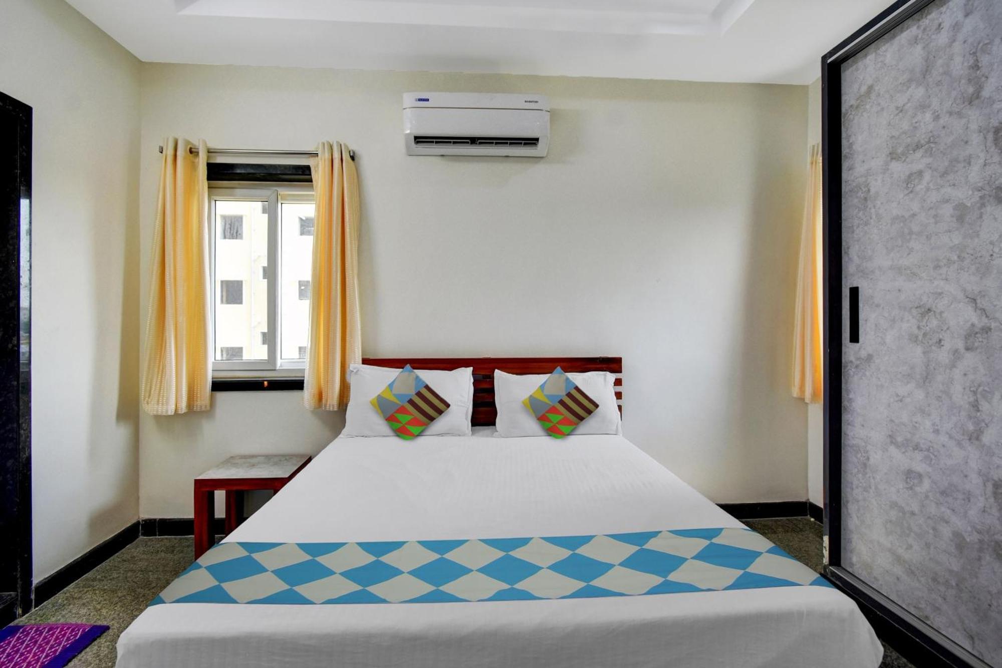 Oyo Home Msr Guest Inn Homestay Nellore Kültér fotó