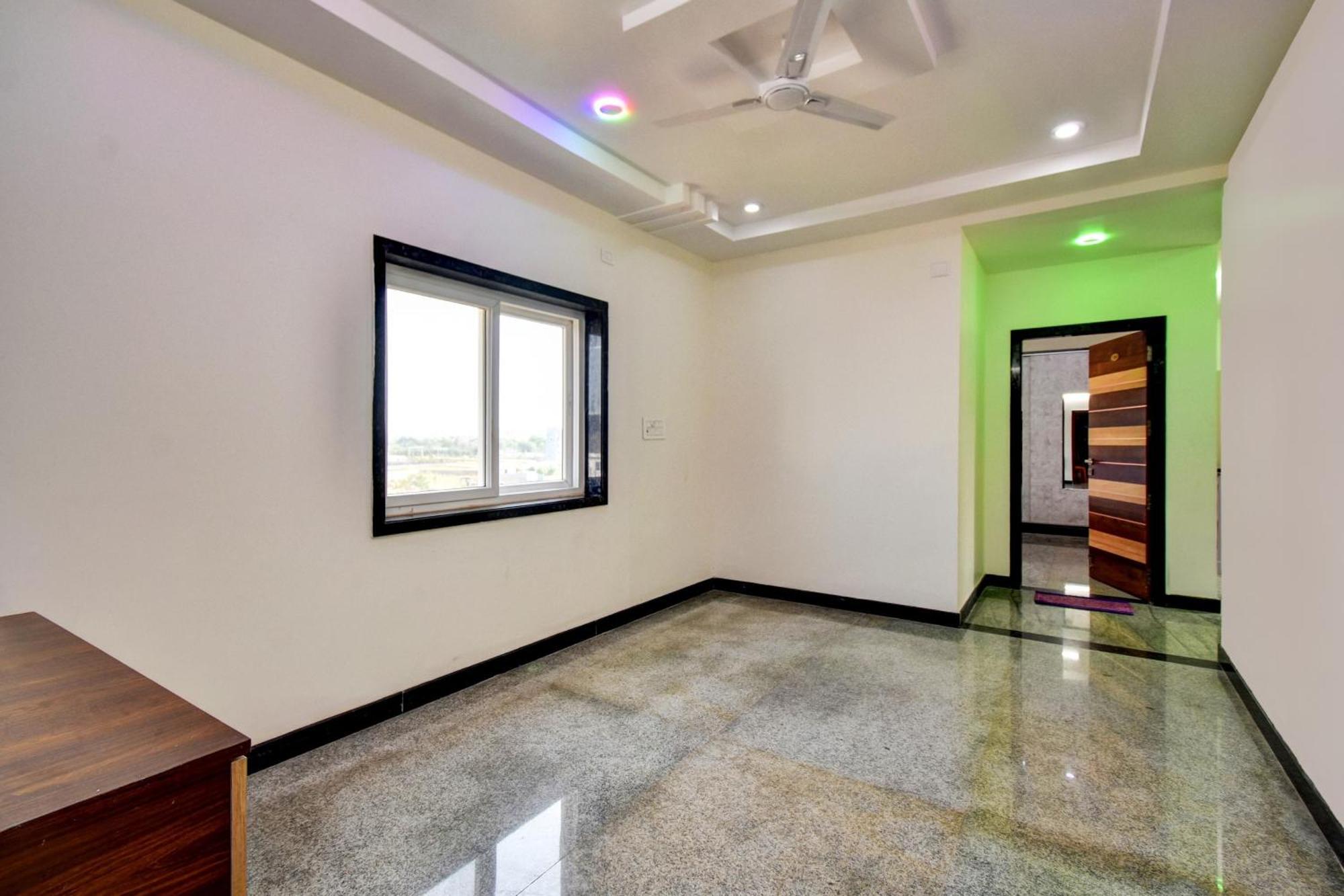 Oyo Home Msr Guest Inn Homestay Nellore Kültér fotó